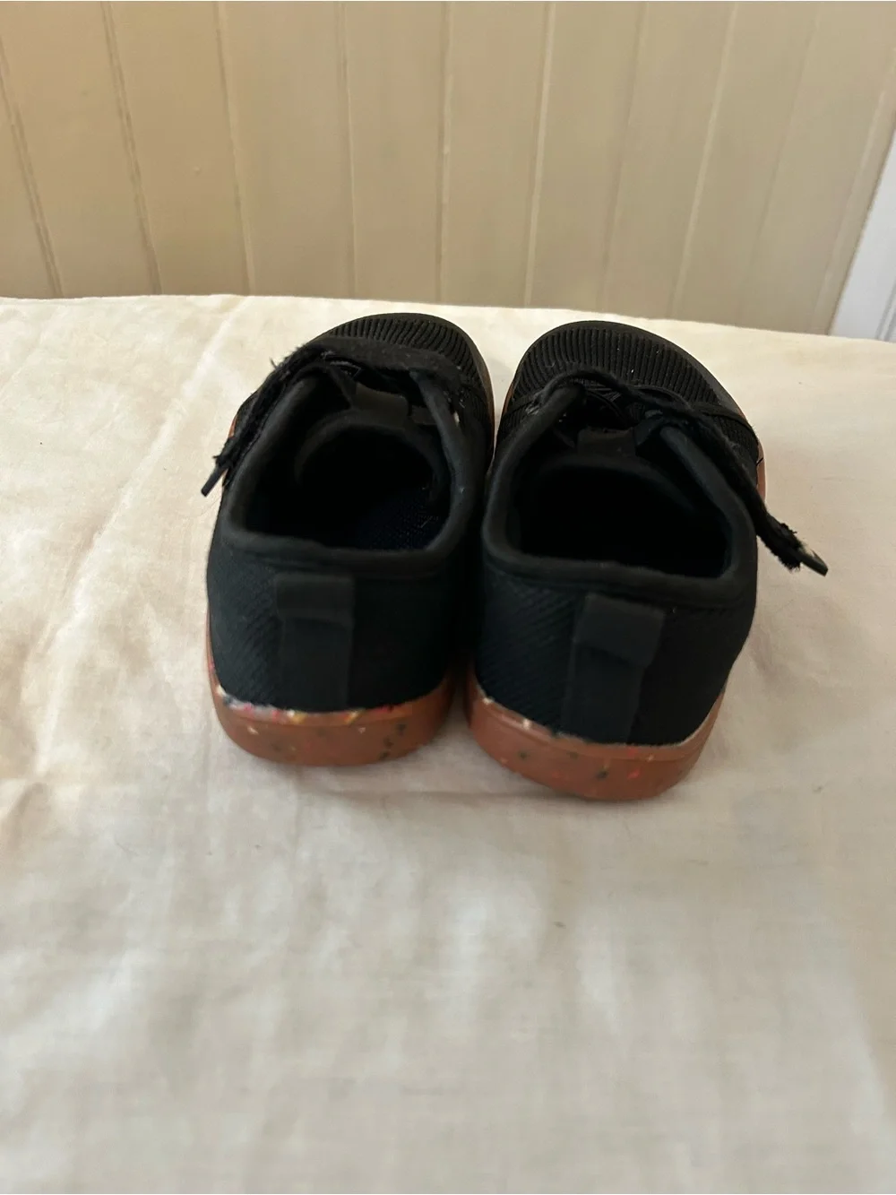 WHITIN Toddler Barefoot Shoes/Black Mesh/Size 29 (US 10 Toddler) Like New!